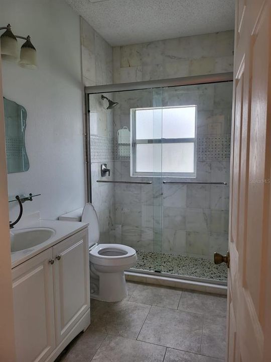 2nd Bathroom