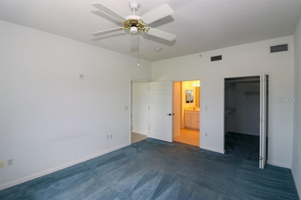 For Rent: $1,700 (2 beds, 2 baths, 1245 Square Feet)