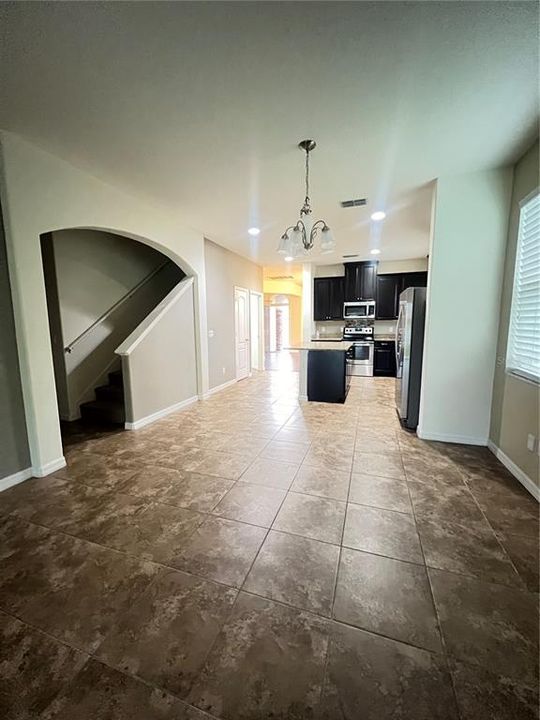 Active With Contract: $2,900 (4 beds, 3 baths, 2536 Square Feet)