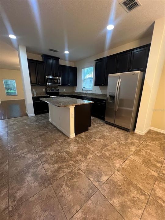 Active With Contract: $2,900 (4 beds, 3 baths, 2536 Square Feet)