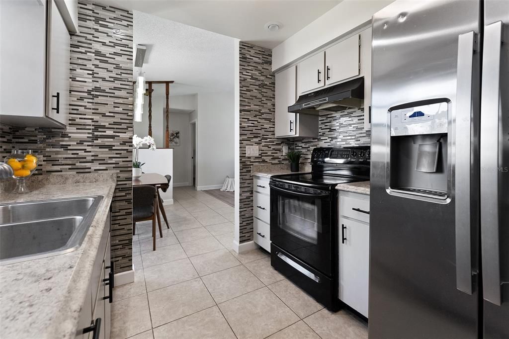 For Sale: $339,900 (3 beds, 2 baths, 1500 Square Feet)