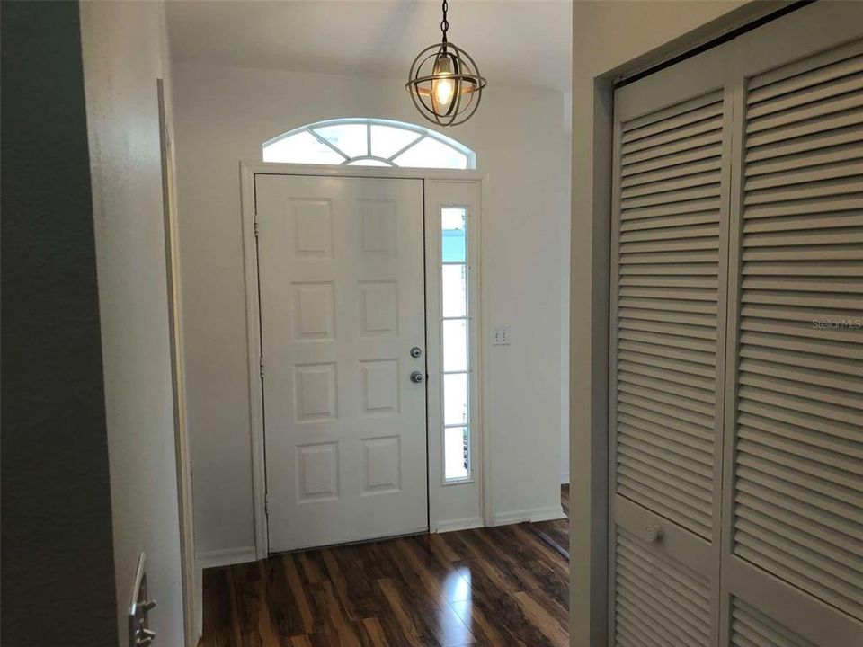 Active With Contract: $2,495 (3 beds, 2 baths, 1705 Square Feet)