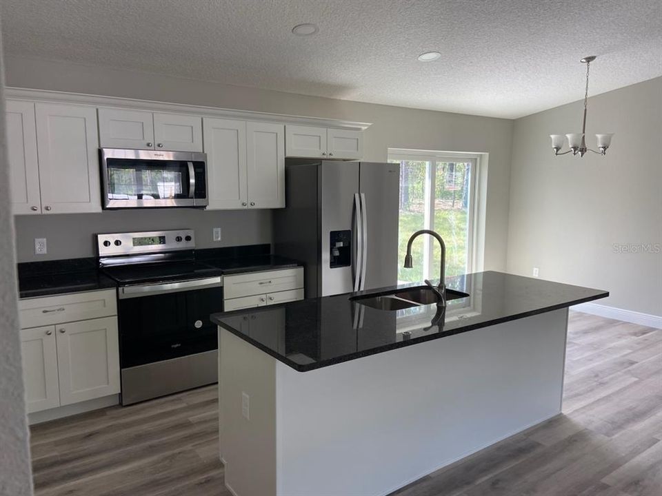 Active With Contract: $239,900 (3 beds, 2 baths, 1264 Square Feet)