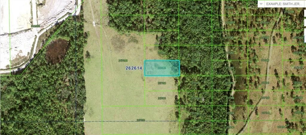 En Venta: $49,000 (1.13 acres)