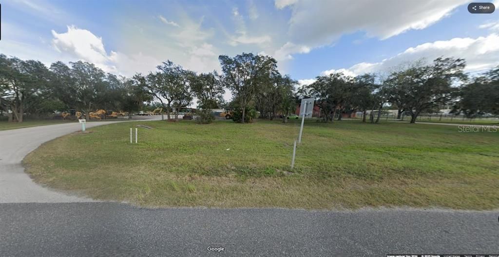 待售: $49,000 (1.19 acres)
