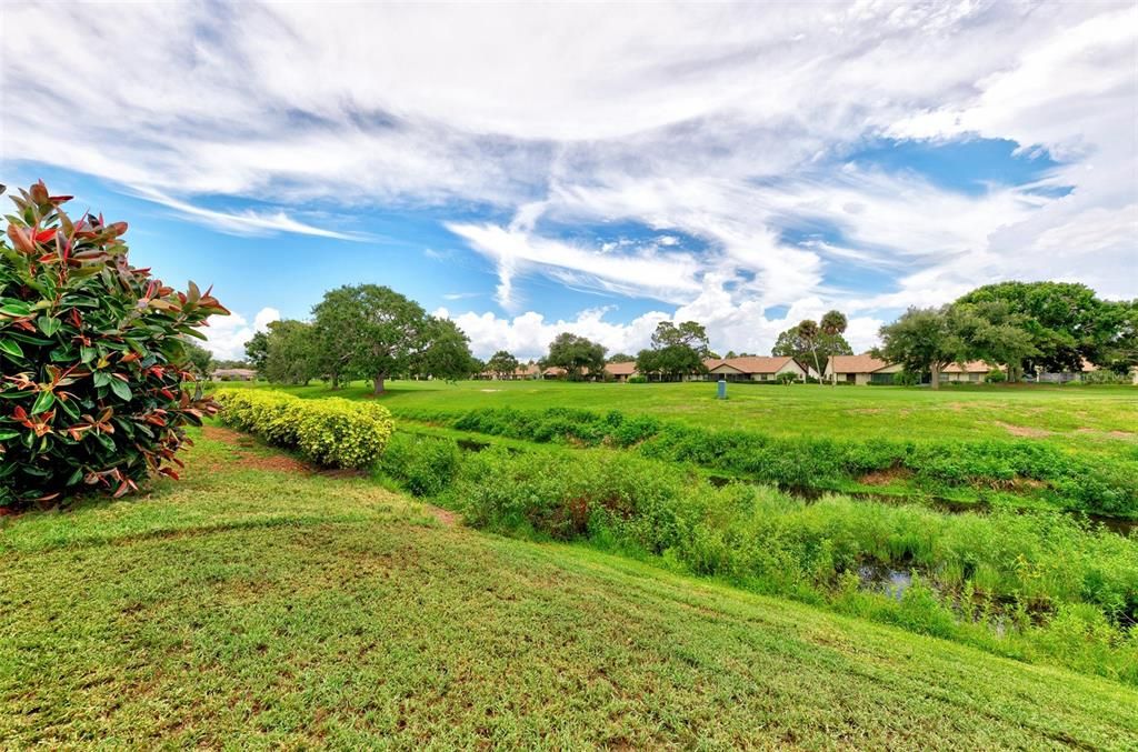 For Sale: $425,000 (2 beds, 2 baths, 1408 Square Feet)