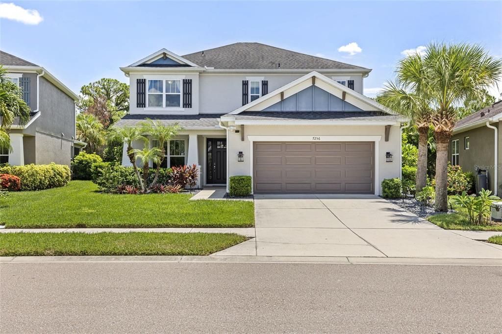 Active With Contract: $850,000 (4 beds, 3 baths, 2676 Square Feet)