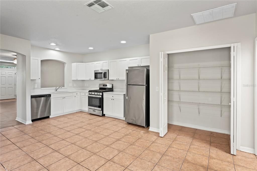 Active With Contract: $399,900 (4 beds, 2 baths, 1625 Square Feet)