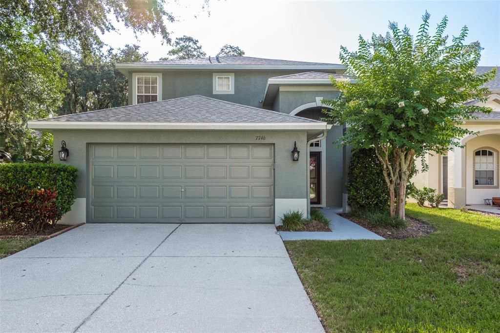 Recently Sold: $435,000 (4 beds, 2 baths, 1945 Square Feet)