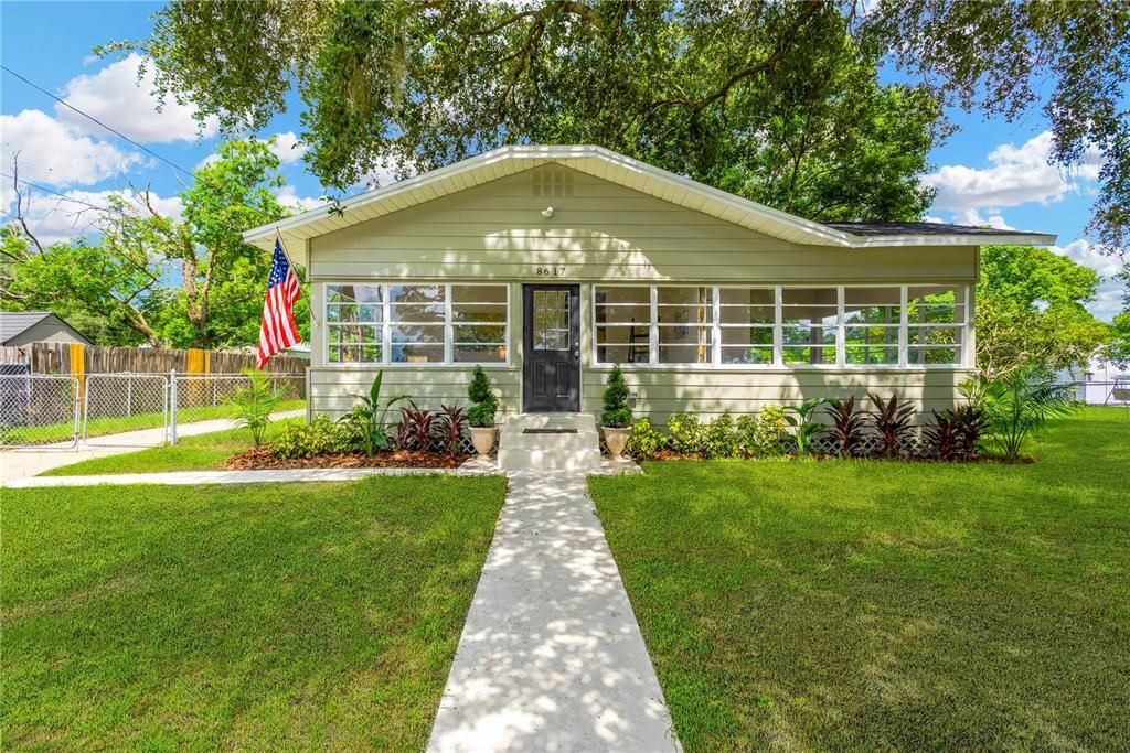 Recently Sold: $328,900 (3 beds, 2 baths, 1468 Square Feet)