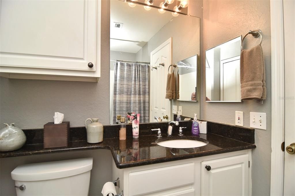 For Sale: $289,000 (2 beds, 2 baths, 1280 Square Feet)