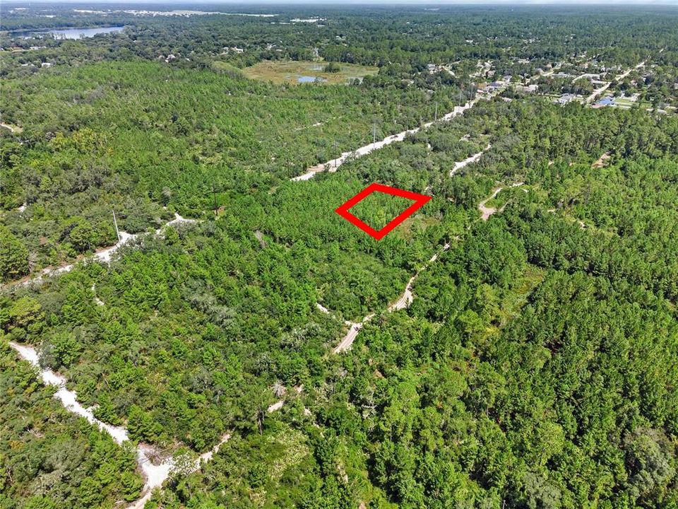 На продажу: $28,900 (0.28 acres)