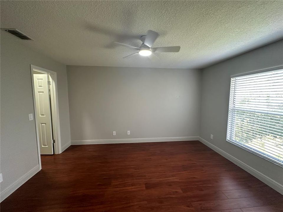 For Rent: $1,699 (2 beds, 2 baths, 1013 Square Feet)