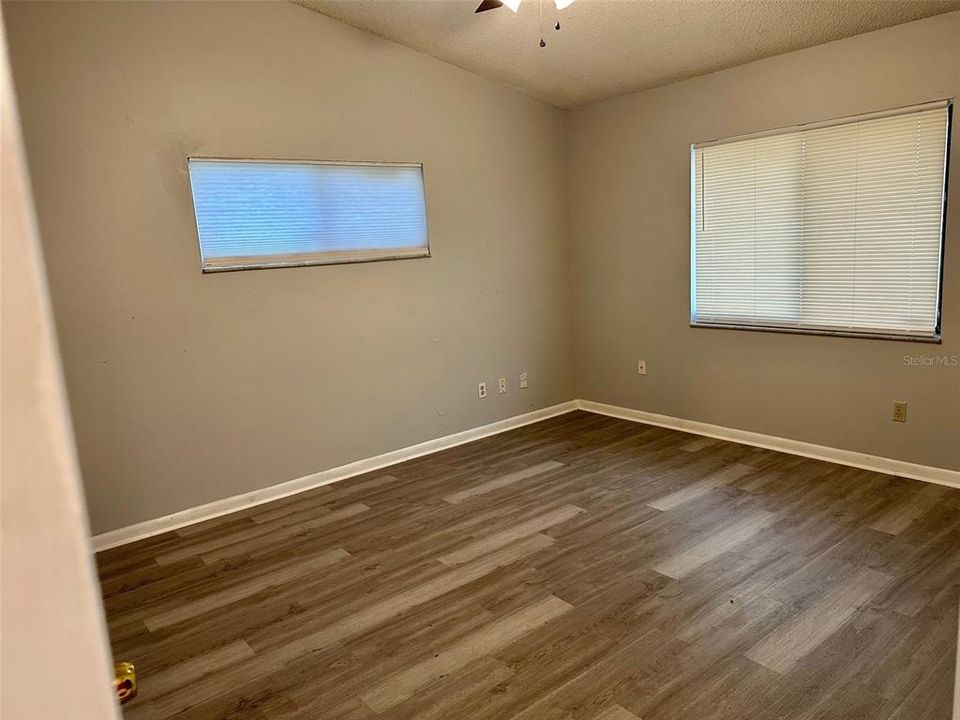 For Rent: $2,100 (3 beds, 2 baths, 1120 Square Feet)