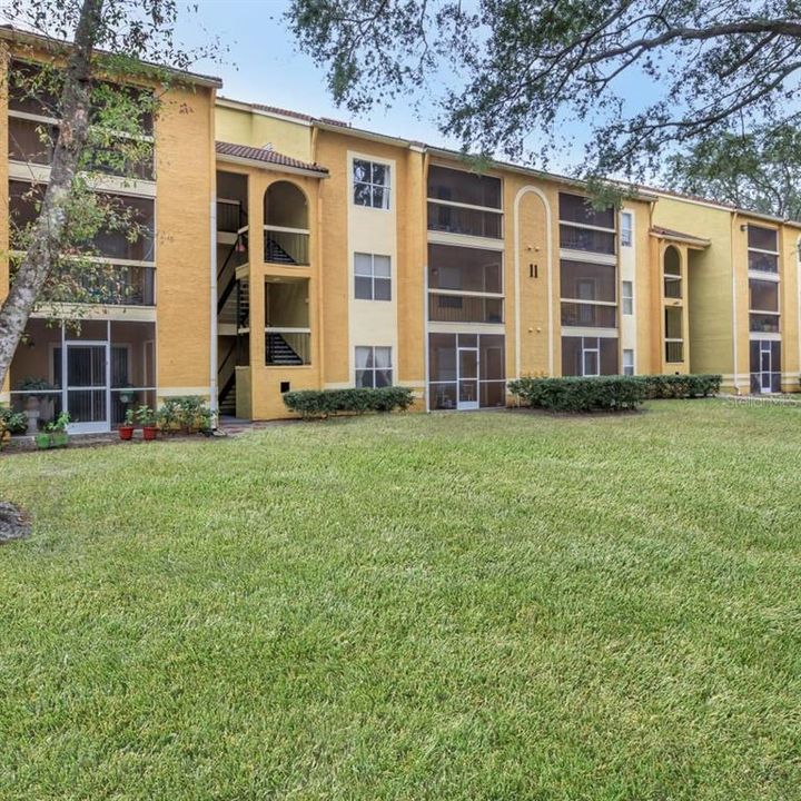 Recently Sold: $124,000 (1 beds, 1 baths, 665 Square Feet)