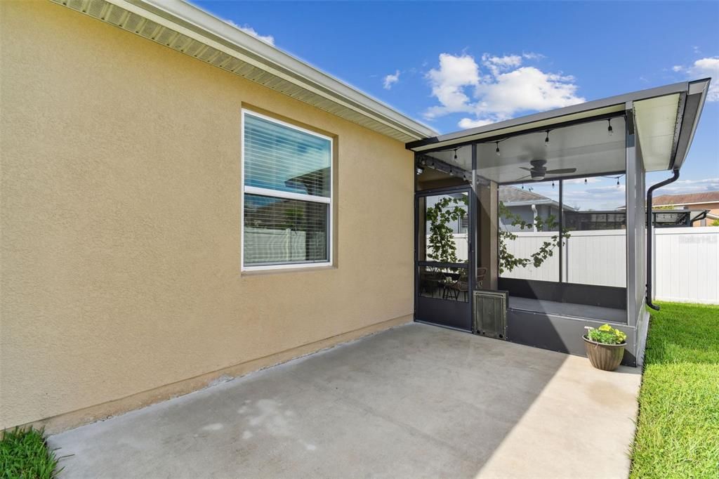 For Sale: $440,000 (3 beds, 2 baths, 2046 Square Feet)