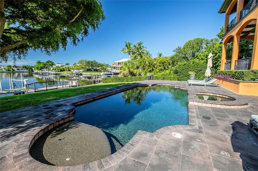 For Sale: $4,995,000 (4 beds, 4 baths, 5160 Square Feet)