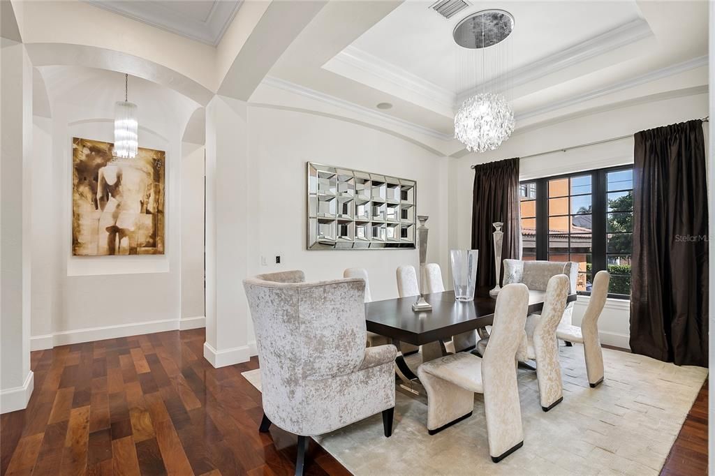 For Sale: $4,995,000 (4 beds, 4 baths, 5160 Square Feet)