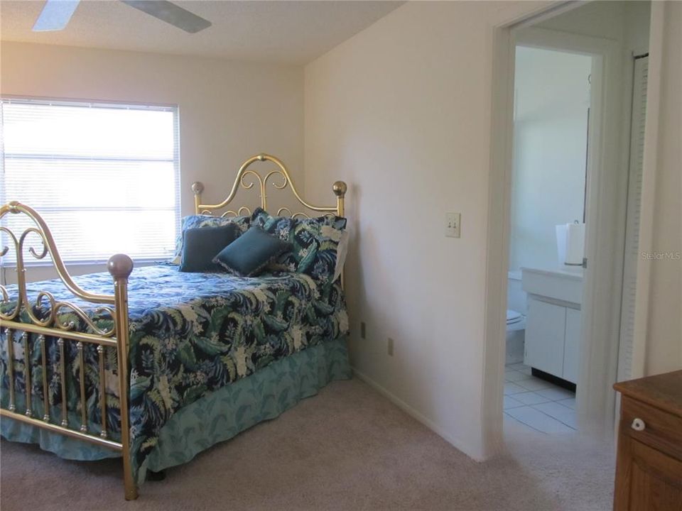 For Rent: $4,150 (2 beds, 2 baths, 1118 Square Feet)