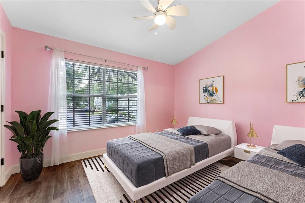 For Sale: $259,000 (2 beds, 2 baths, 1095 Square Feet)