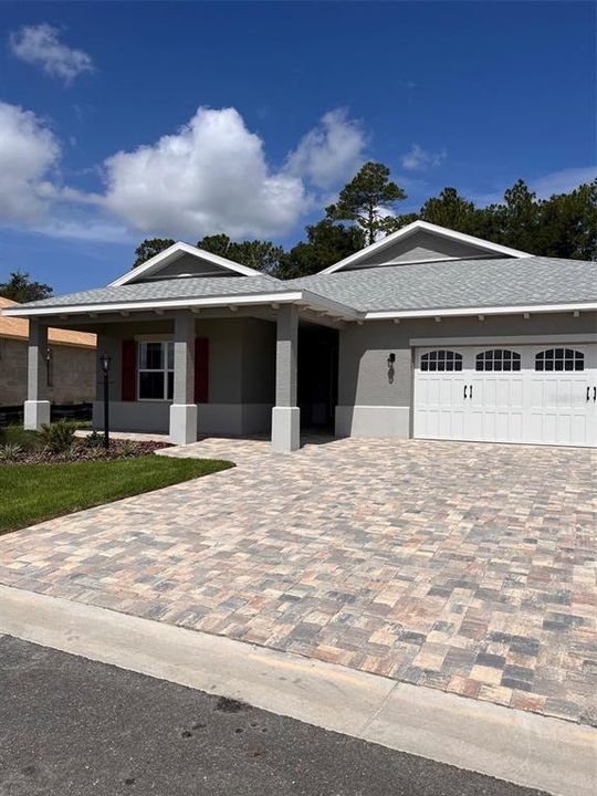 Recently Rented: $2,500 (2 beds, 2 baths, 2202 Square Feet)