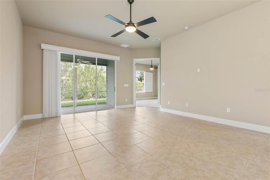 Active With Contract: $349,900 (2 beds, 2 baths, 1510 Square Feet)