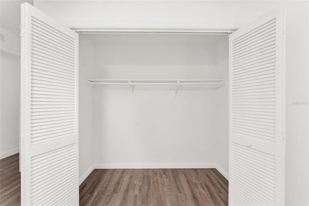 Large Guest Bedroom Closet