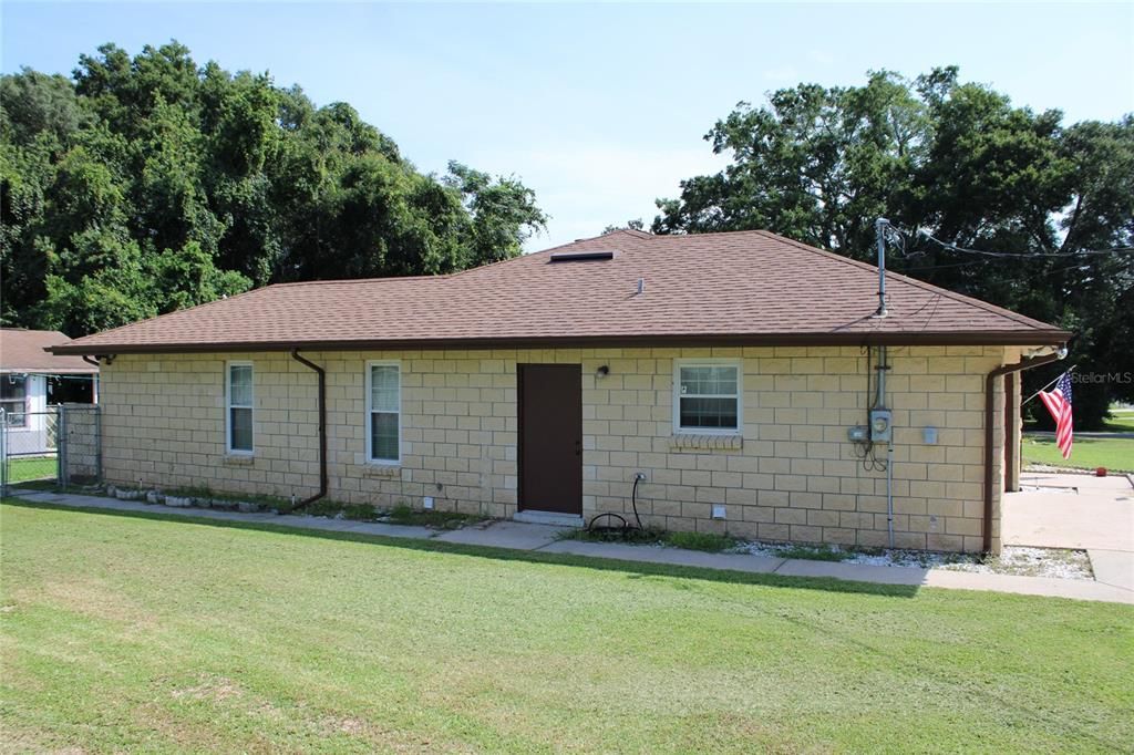 Active With Contract: $350,000 (4 beds, 2 baths, 2353 Square Feet)