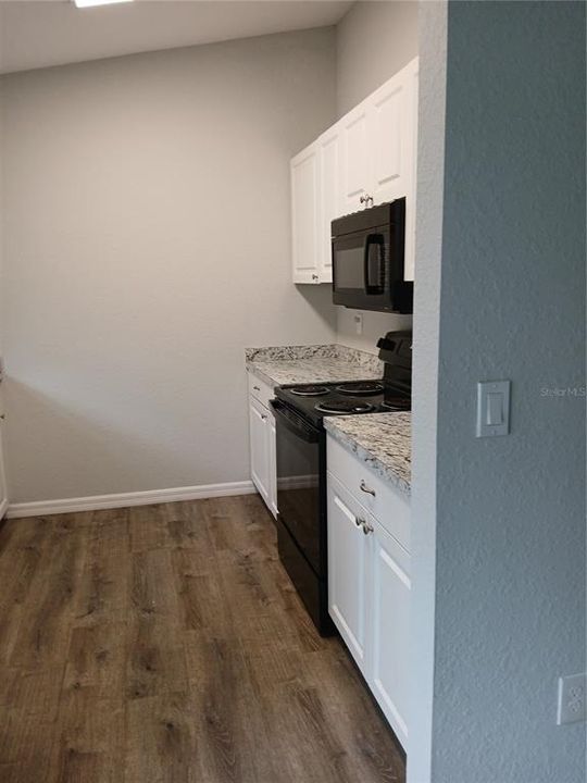 For Rent: $1,600 (2 beds, 2 baths, 1050 Square Feet)