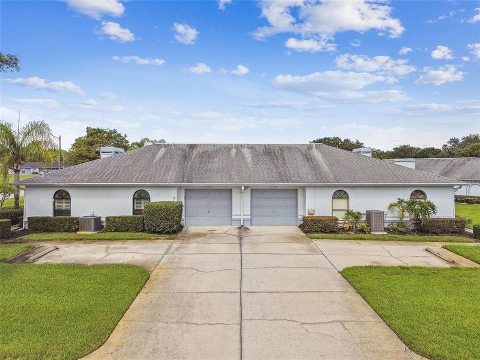 Active With Contract: $245,000 (2 beds, 2 baths, 1192 Square Feet)