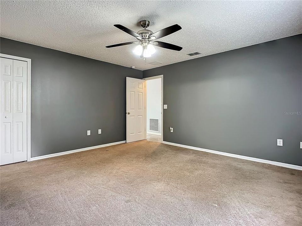 For Rent: $2,000 (3 beds, 2 baths, 1346 Square Feet)