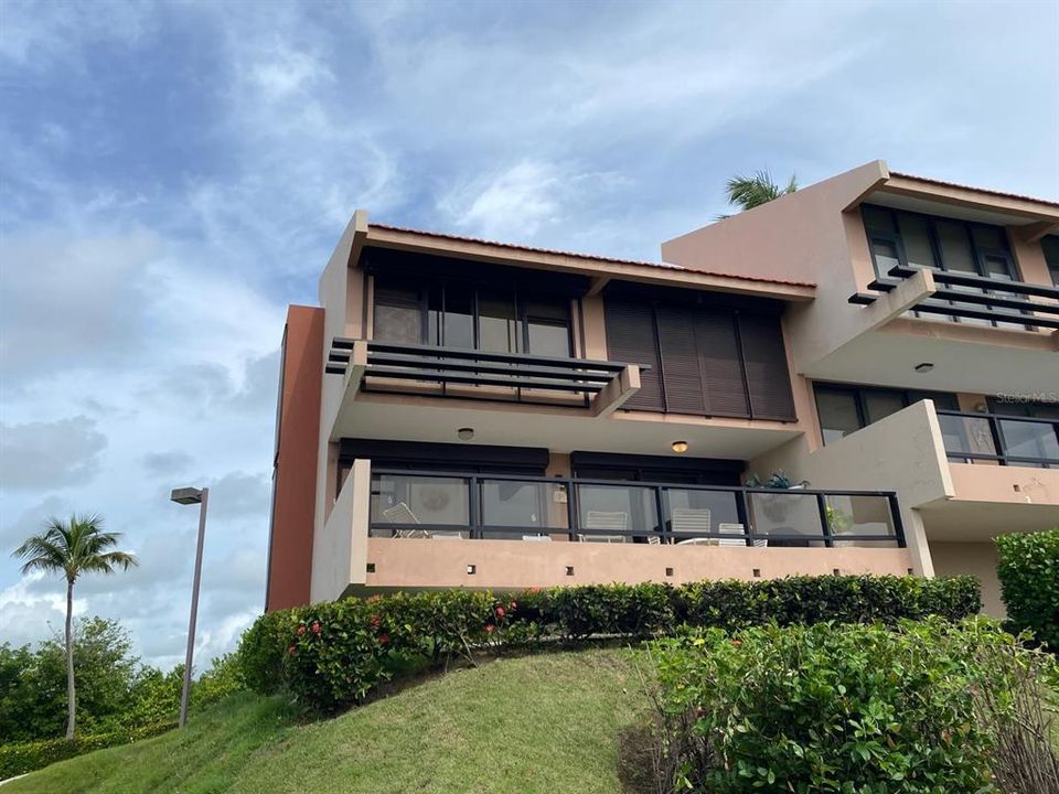 Vendido Recientemente: $385,000 (2 camas, 2 baños, 1643 Pies cuadrados)