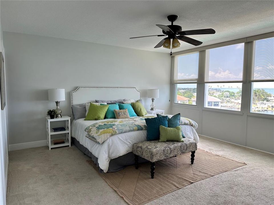 Active With Contract: $3,600 (2 beds, 2 baths, 1200 Square Feet)