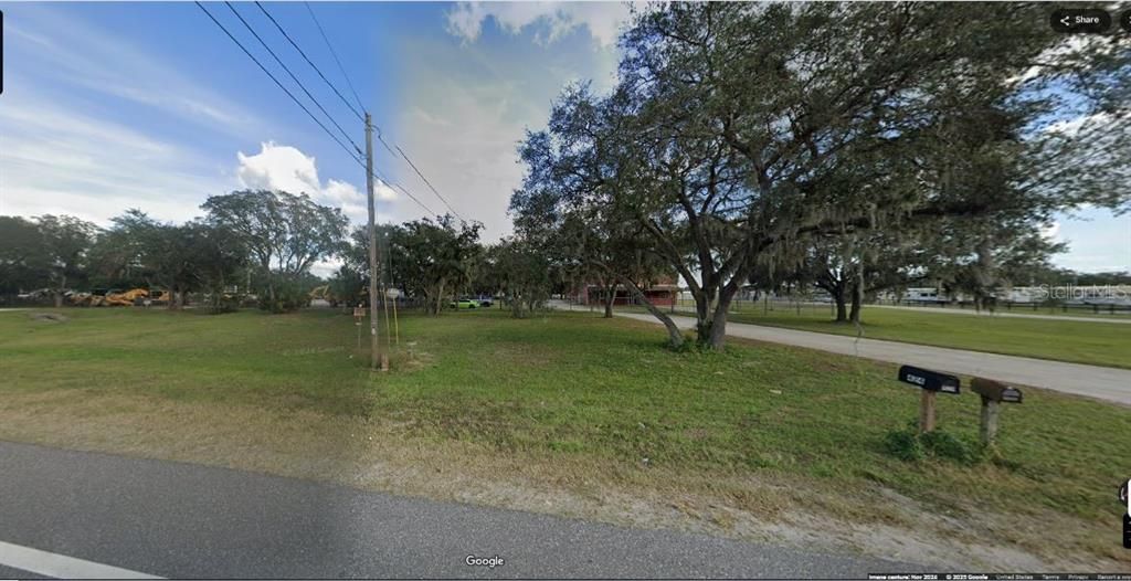 En Venta: $49,000 (1.27 acres)