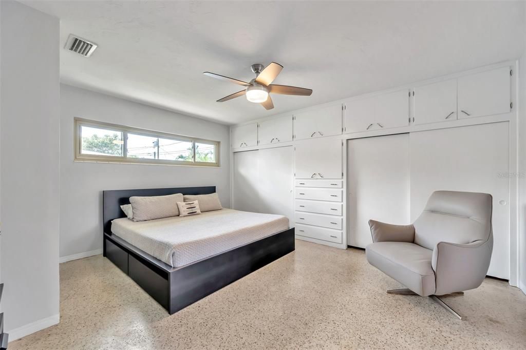 Active With Contract: $635,000 (3 beds, 2 baths, 1348 Square Feet)