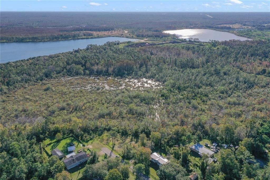 На продажу: $33,000 (0.14 acres)