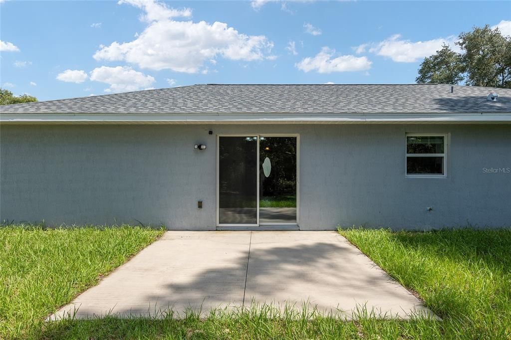 Active With Contract: $1,700 (3 beds, 2 baths, 1362 Square Feet)