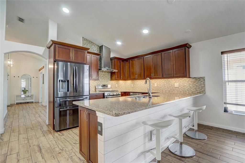 Active With Contract: $409,900 (4 beds, 2 baths, 1915 Square Feet)