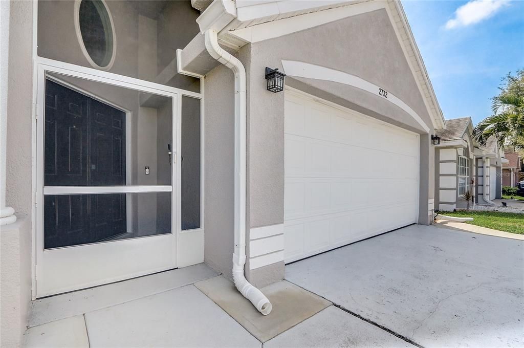 Active With Contract: $409,900 (4 beds, 2 baths, 1915 Square Feet)