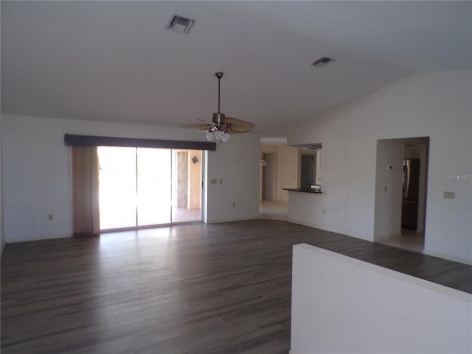 For Rent: $3,000 (3 beds, 2 baths, 2063 Square Feet)