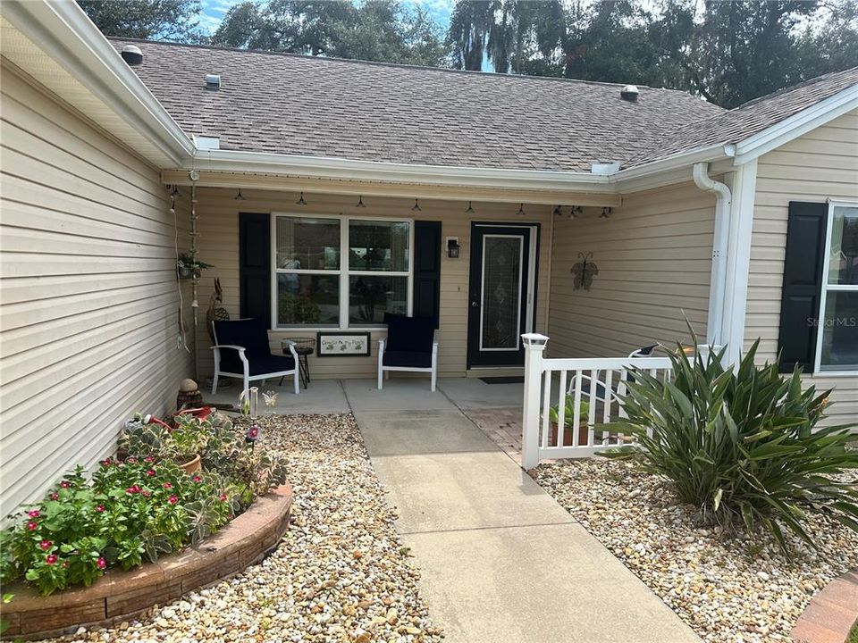 For Rent: $4,000 (3 beds, 2 baths, 1662 Square Feet)