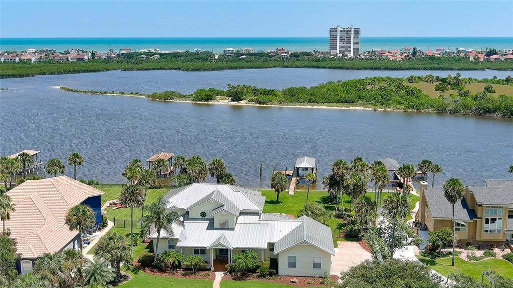 For Sale: $1,950,000 (4 beds, 3 baths, 3591 Square Feet)