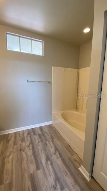 Active With Contract: $1,675 (1 beds, 1 baths, 1032 Square Feet)