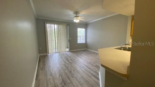 Active With Contract: $1,675 (1 beds, 1 baths, 1032 Square Feet)