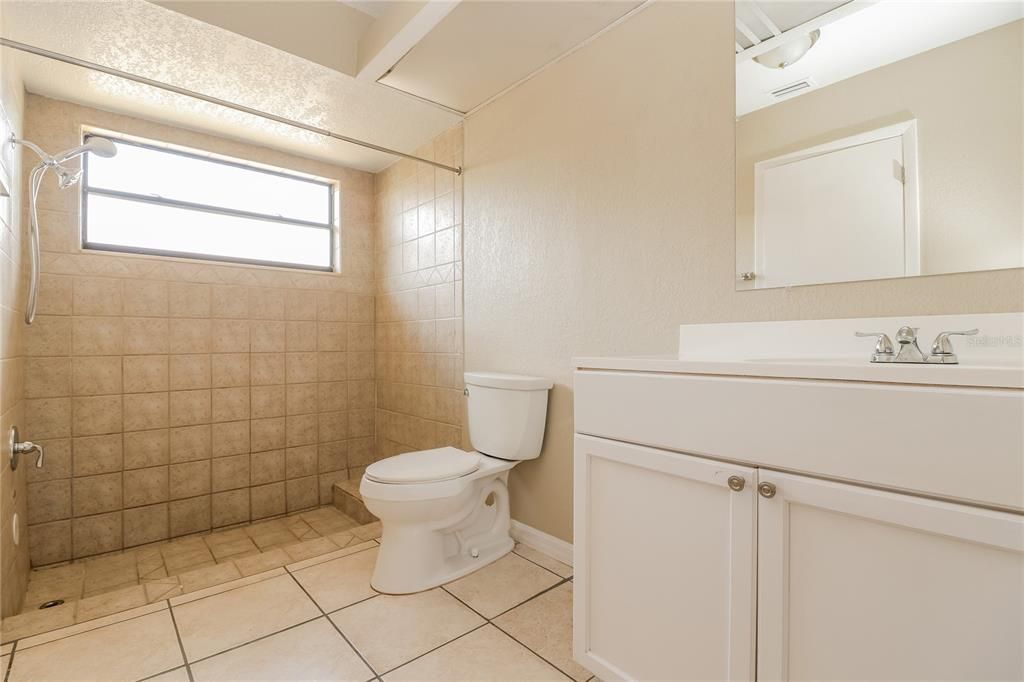 For Rent: $1,865 (3 beds, 2 baths, 1755 Square Feet)