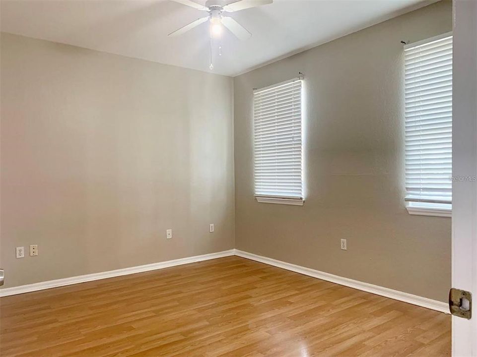 Active With Contract: $1,700 (2 beds, 2 baths, 1107 Square Feet)