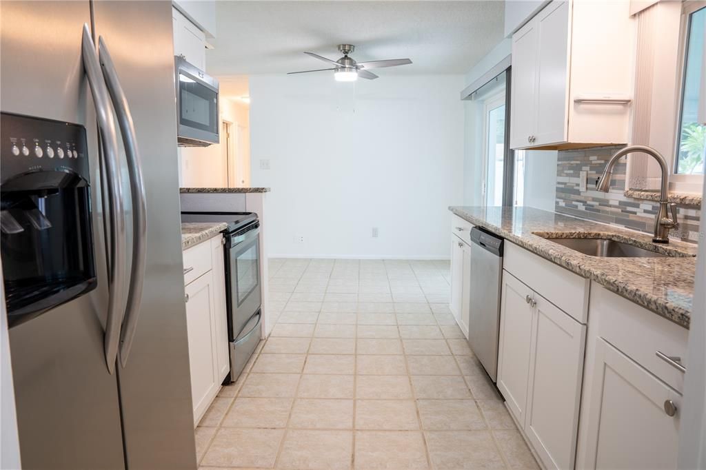 Active With Contract: $465,000 (3 beds, 2 baths, 1100 Square Feet)