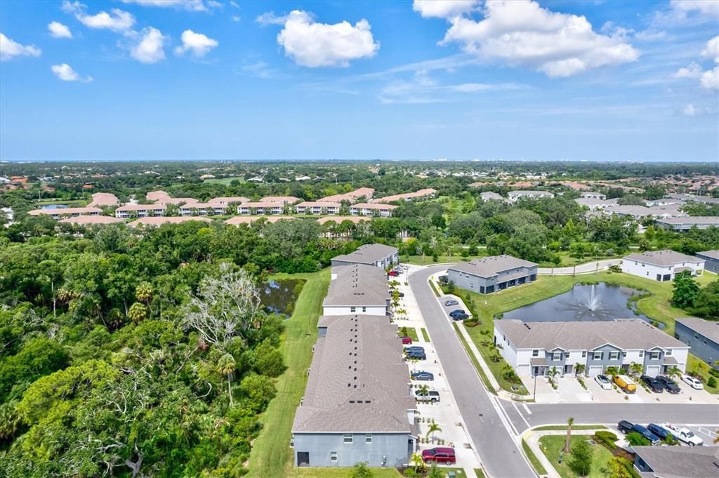 Active With Contract: $399,900 (3 beds, 2 baths, 1724 Square Feet)