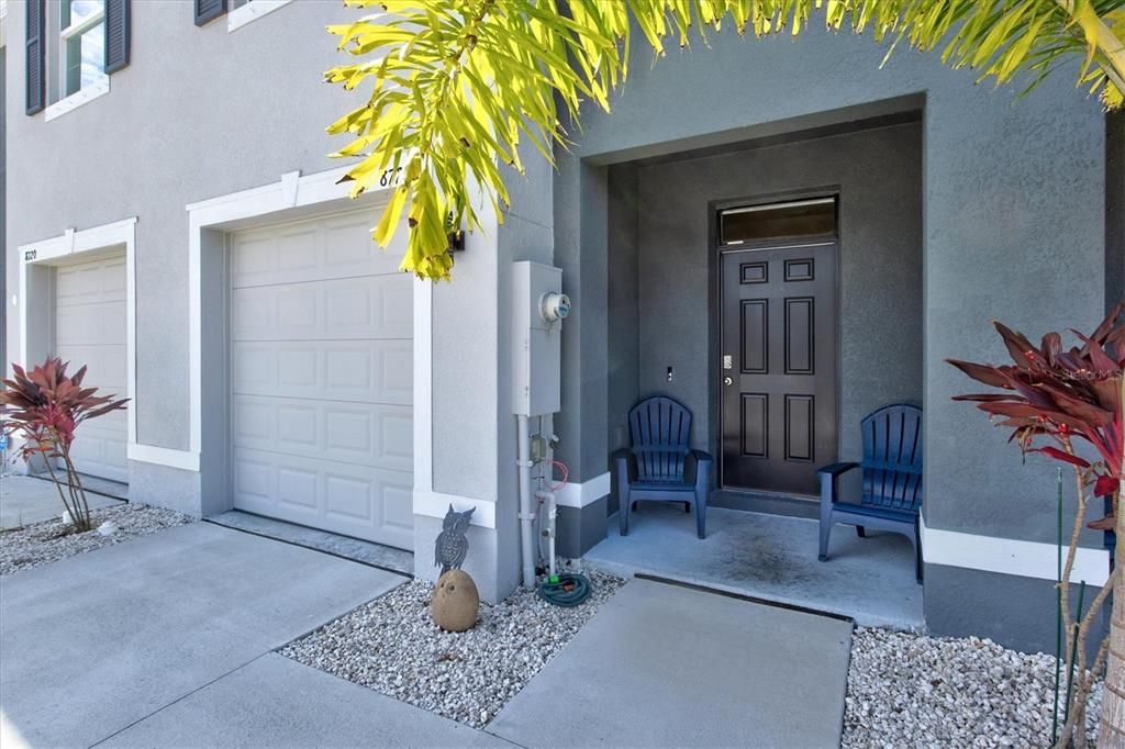 Active With Contract: $399,900 (3 beds, 2 baths, 1724 Square Feet)