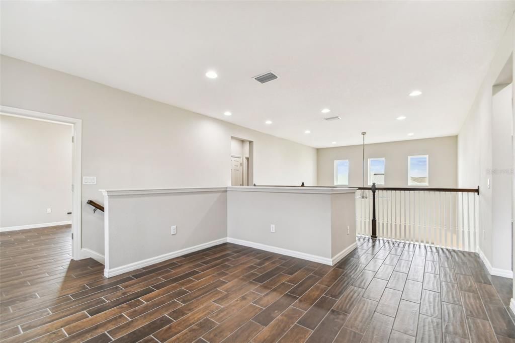 Active With Contract: $525,000 (4 beds, 3 baths, 2636 Square Feet)